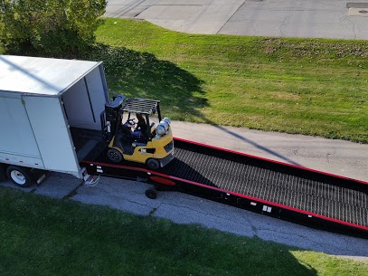 Loading Ramps For Semi Truck & Trailer Use